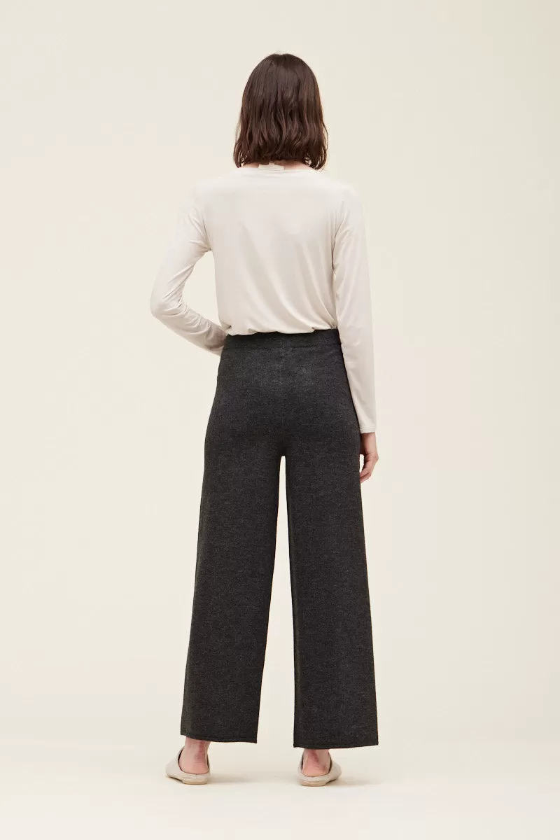 Charcoal Knit Cozy Pant