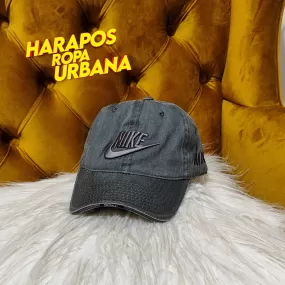 Gorra nike desgastada plomo bajito