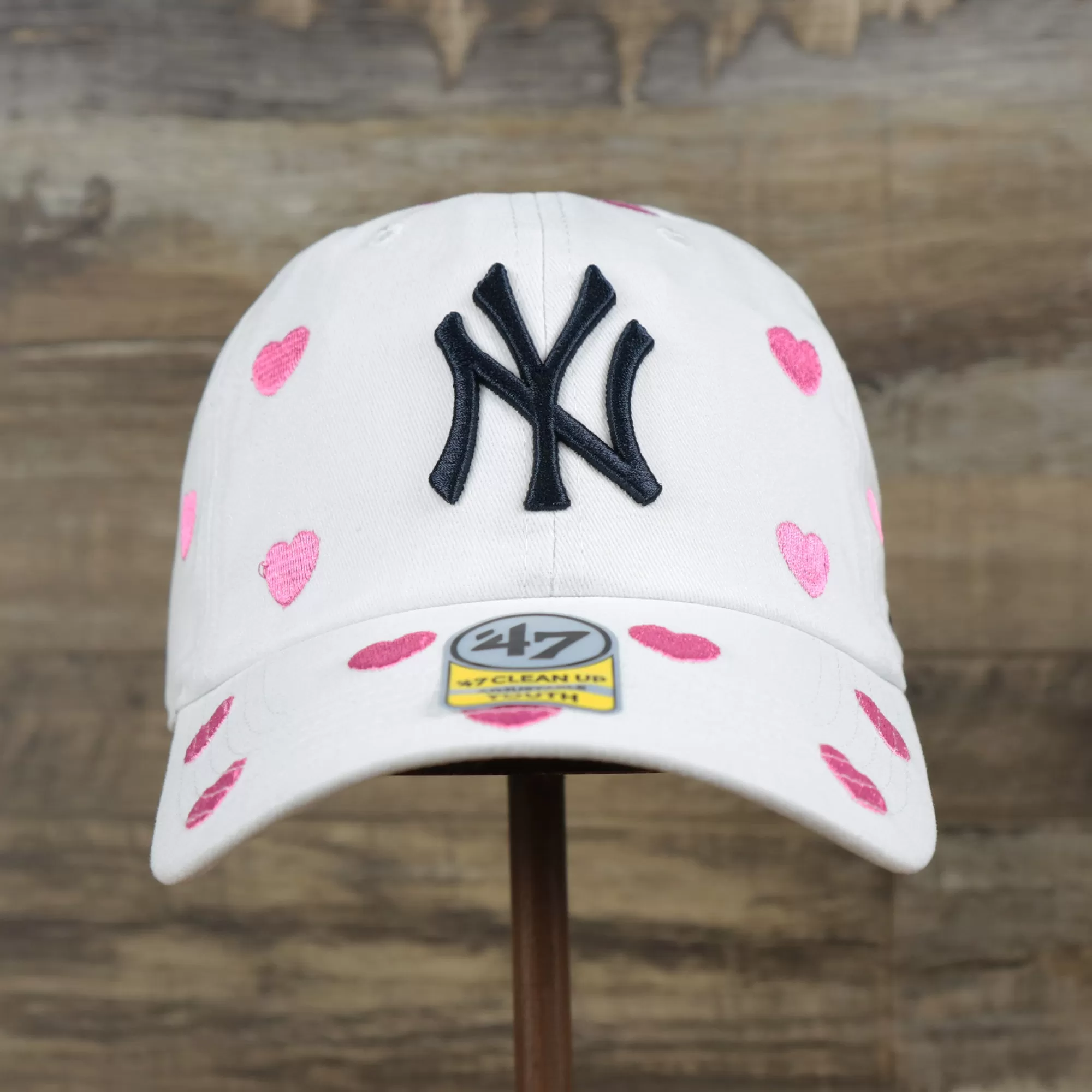 Kid’s New York Yankees Hearts All Over Dad Hat | White Youth Dad Hat