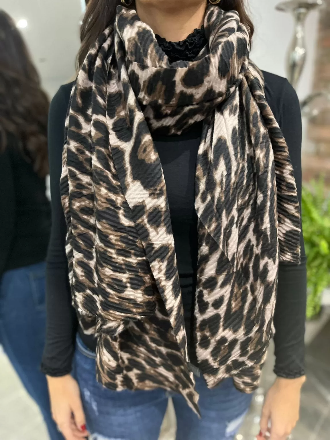 Leopard Print Pleated Scarf