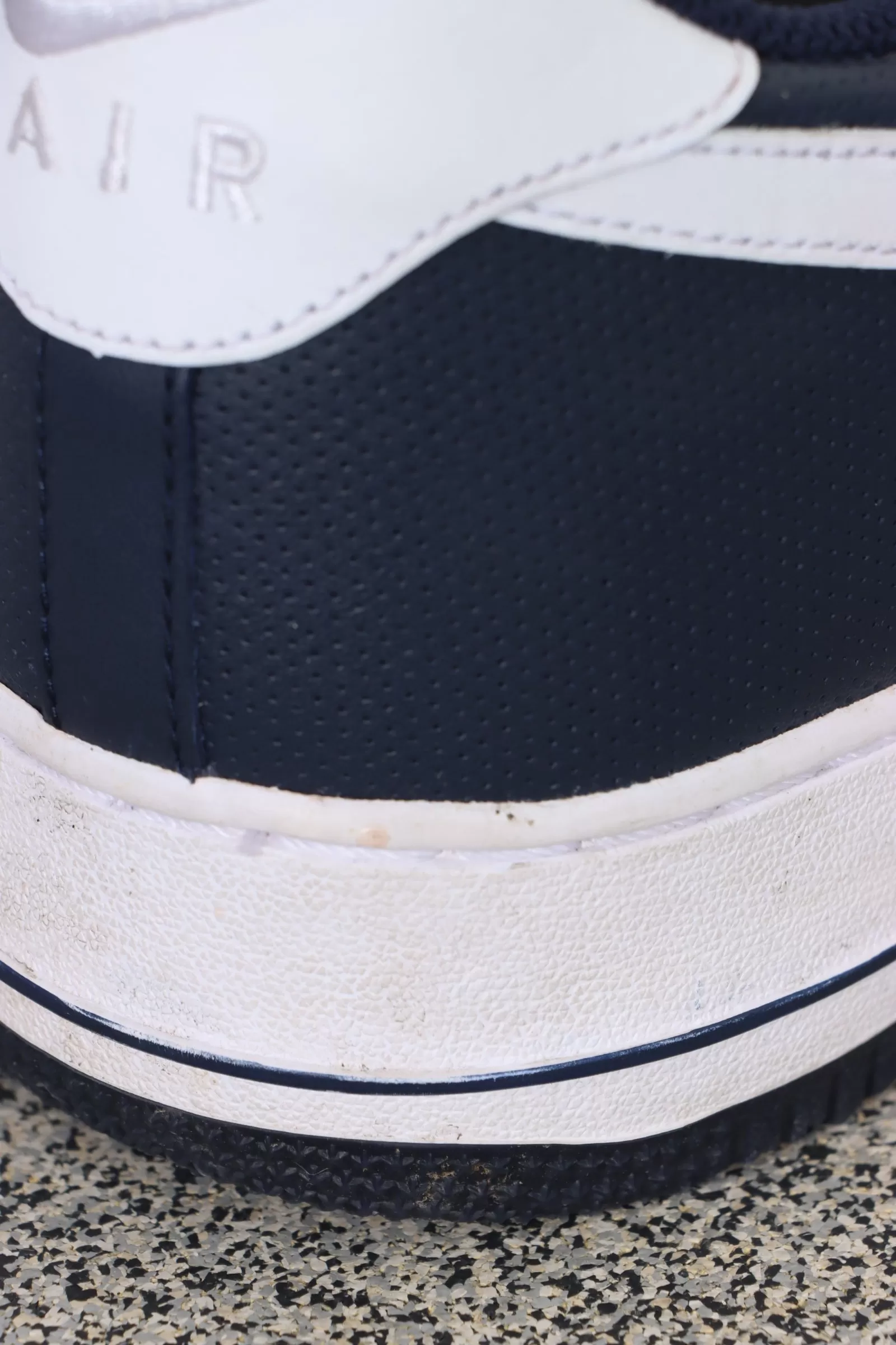 NIKE Air Force 1 'Midnight Navy' Patent Low Sneakers (14)