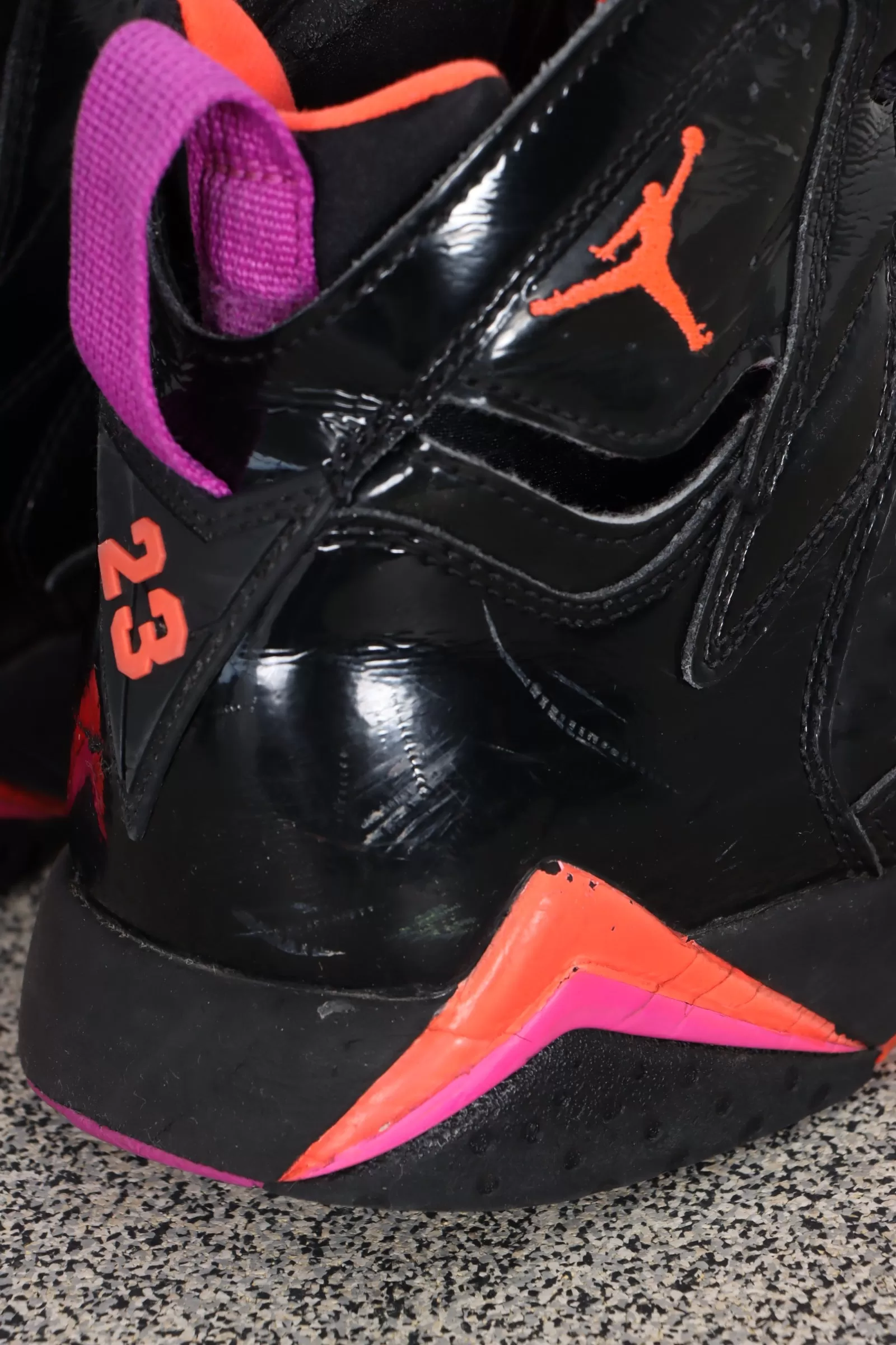 NIKE Air Jordan 7 Retro 'Black Gloss' Sneakers (9)