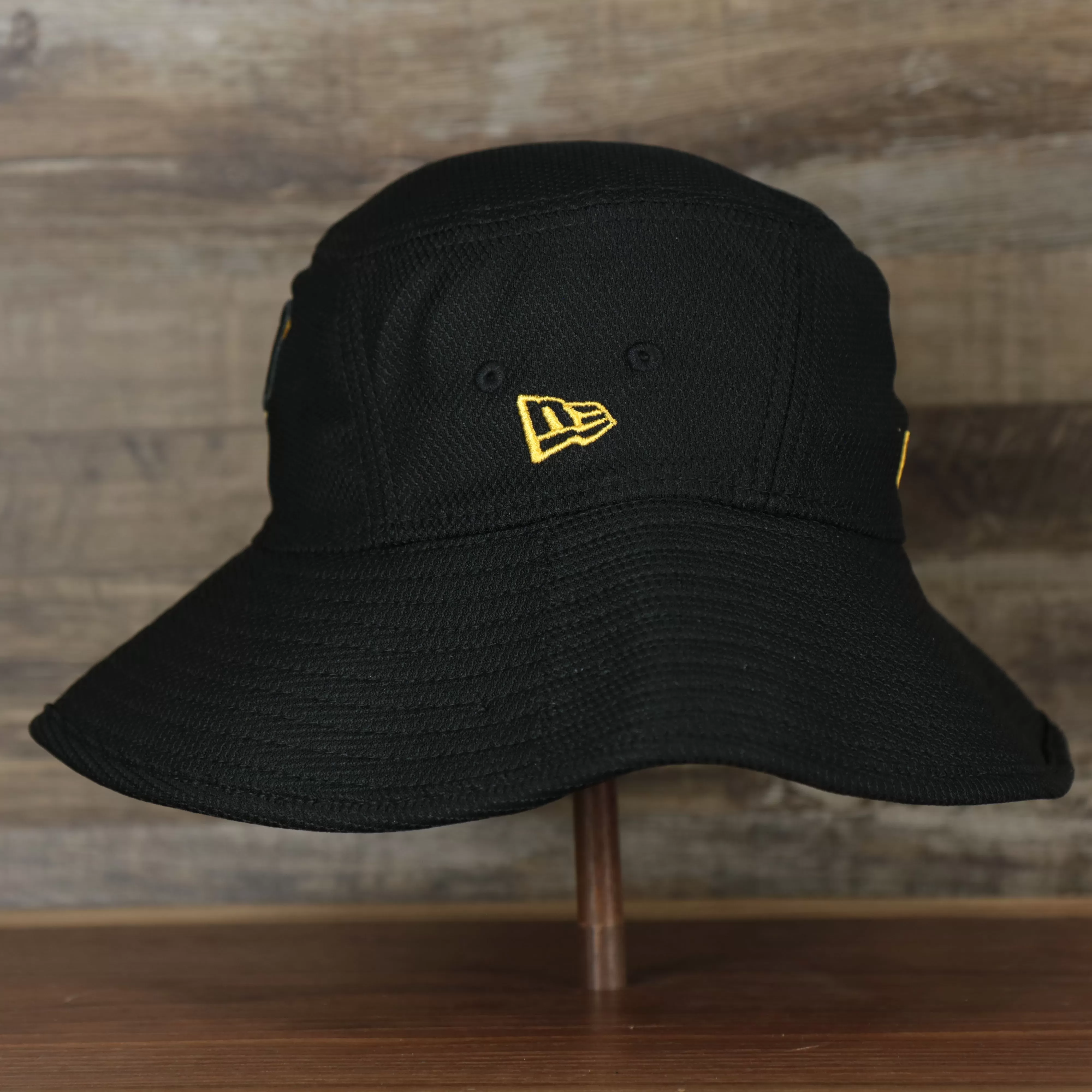 Pittsburgh Pirates MLB 2022 Spring Training Onfield Bucket Hat | Black