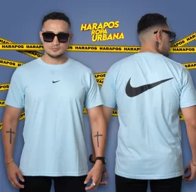 Polera nike celeste clasica