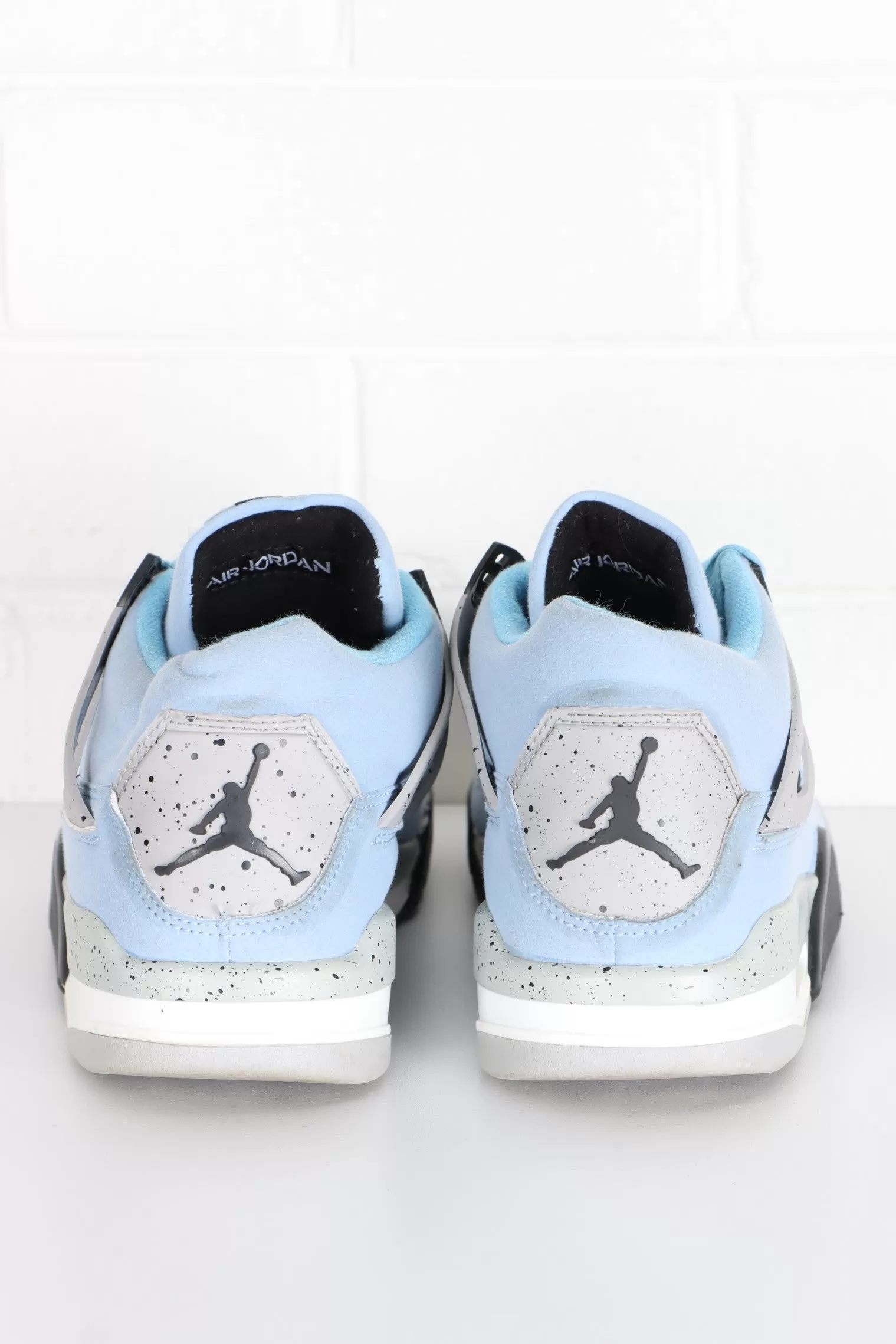 REPLICA Nike Jordan 4 'University Blue' Sneakers (12.5)