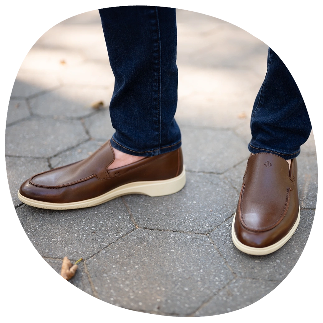 THE LOAFER (CHESTNUT & CREA